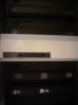 Grabadora y Lector CD-DVD SATA LG