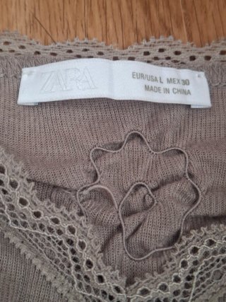 Vestido Zara Beige con Detalles