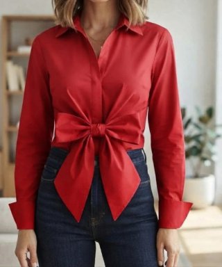 Camisa roja para anudar