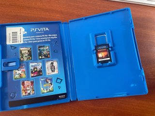 Resistance Burning Skies PS Vita España