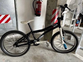 Bicicleta BMX Monty