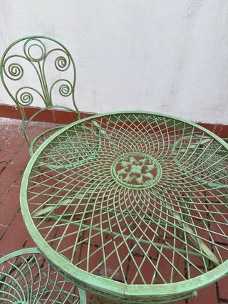 Mesa y 4 Sillas de Forja Verdes