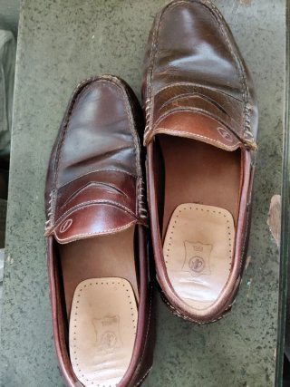 Mocasines de piel marrones