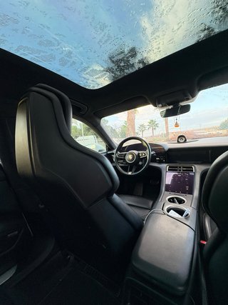 Porsche Taycan turbo 680 cv