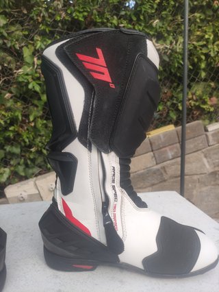Botas Moto Carretera Marca Seventy Degrees