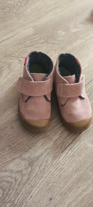 Botitas Rosa Yowas Talla 23 con borreguito