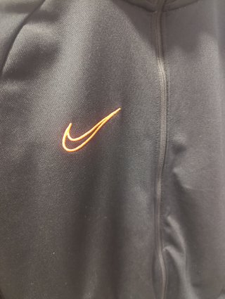 Chaqueta Nike Dri-FIT Negra/Roja