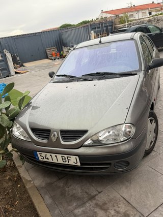 Renault Megane 2001, en muy buen estado