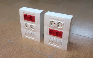 4 Módulos de Enchufes y Conectores( a 30€ unidad )