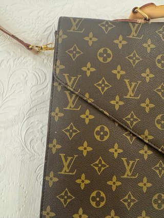 Borsa a tracolla marrone oro, ottime condizioni