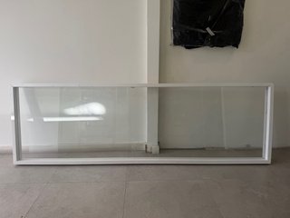 Ventana de Madera con Cristal 2.2 x 0.8m