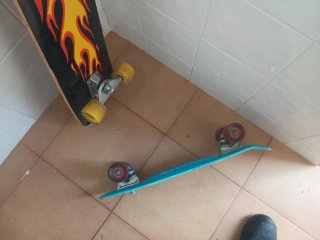 Lote 2 monopatines / skateboards