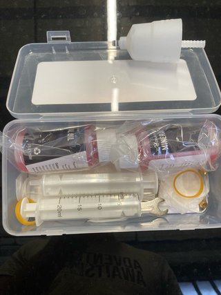 Kit purga frenos bici con aceite