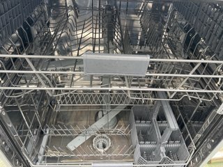 Lavastoviglie Hisense 14 coperti