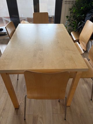 Mesa de cocina/ comedor. Opcion con sillas