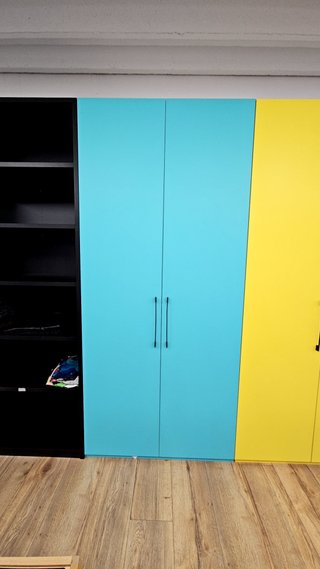 Armario Guardarropa Modular — Color Blanco, Negro y Azul Turquesa — EXISTENCIA Nº 2