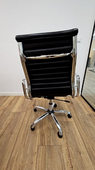 Silla de Oficina de Dirección — Color Negro