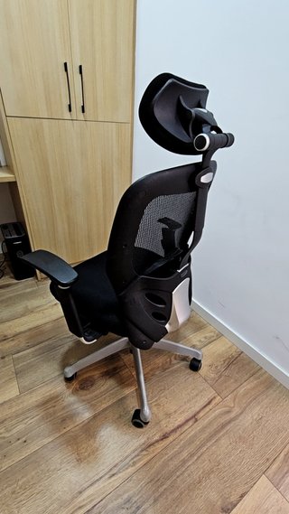 Silla de Oficina Ergonómica — Color Negro