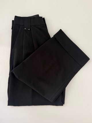 PANTALÓN PLISADO RILEY MARY WYATT