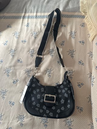 Bolso de hombro con estampado floral