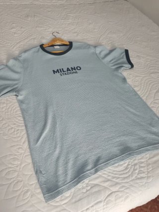 Camiseta Bershka Milano Stazione