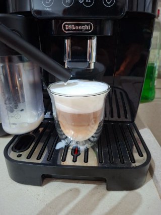 Macchina Caffè DeLonghi Magnifica Start