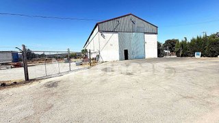 Nave industrial en venta en Villarrubia en Córdoba