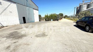 Nave industrial en venta en Villarrubia en Córdoba