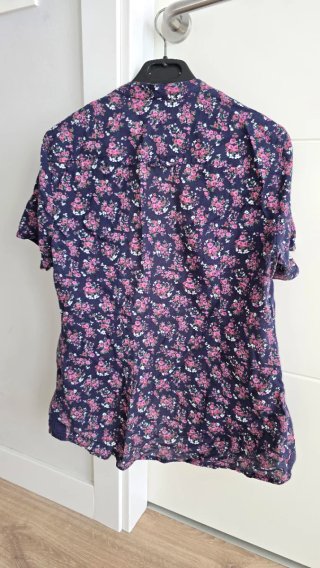 Blusa floral manga corta