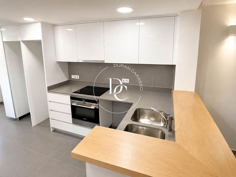 Pis de 2 habitacions de lloguer a Centro, Andorra la Vella · 4 de 60