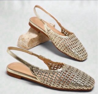 Sandalias doradas planas tejidas