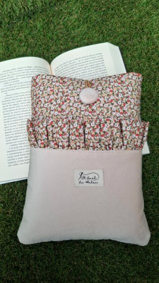 Funda para libro/tablet acolchada hecha a mano