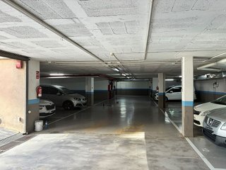 Garaje en venta en Can Nadal - Falguera en Sant Feliu de Llobregat
