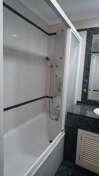 Piso en alquiler en Parque Victoria Eugenia en Málaga