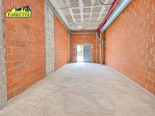 Local comercial en venta en Centro en Almería