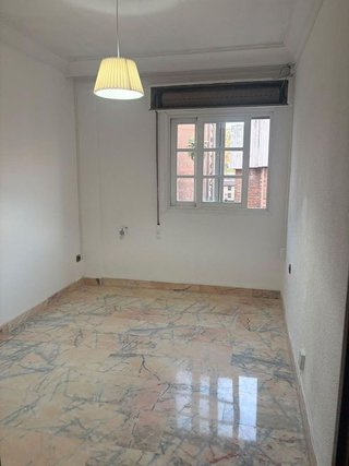 Piso en alquiler en Cervantes en Granada