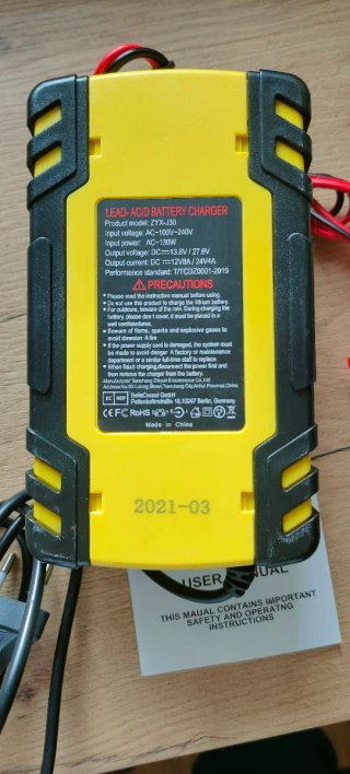 Cargador Baterías Inteligente 12V/24V 4A