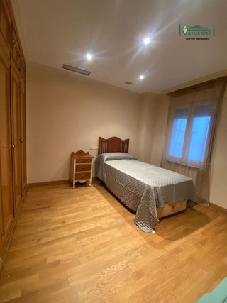 Piso en alquiler en Camino de Ronda - Rosaleda en Granada