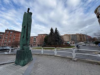 Garaje en venta en Milagrosa en Pamplona