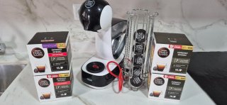 Cafetera Dolce Gusto con Soporte .
