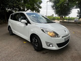 Renault Scenic 2015