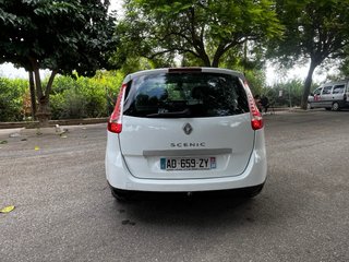 Renault Scenic 2015