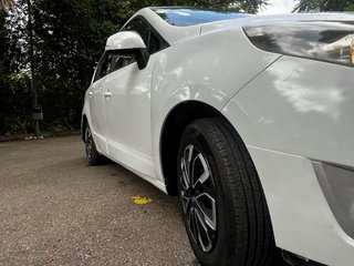 Renault Scenic 2015