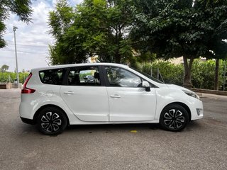Renault Scenic 2015