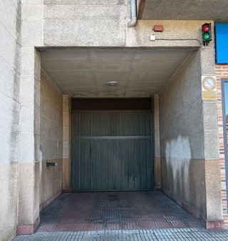Garaje en venta en Milán - Pumarín - Teatinos en Oviedo