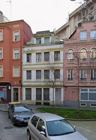 Edificio en venta en Os Mallos - San Cristóbal en Coruña (A)