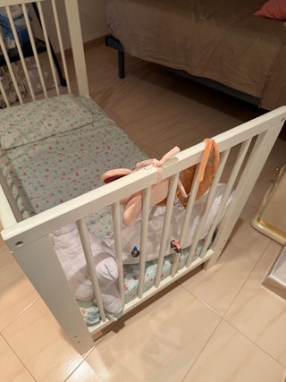 Cuna Gulliver de Ikea Blanca y colchón 60x 120 cm
