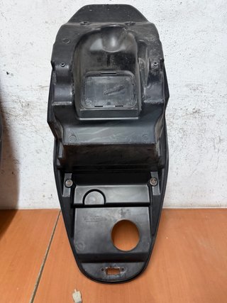 Baúl Kymco Agility 125 (2012)