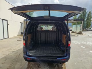 Hyundai H-1 2003