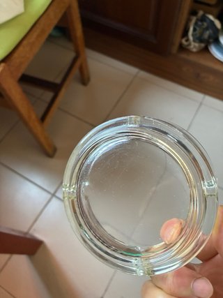 Cinzeiros usados apenas algumas vezes, em bom esta